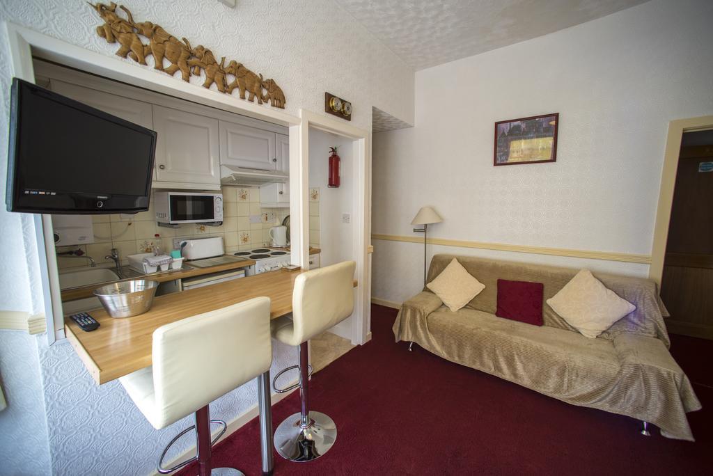 Lyndale Holiday Flats Blackpool Exteriör bild