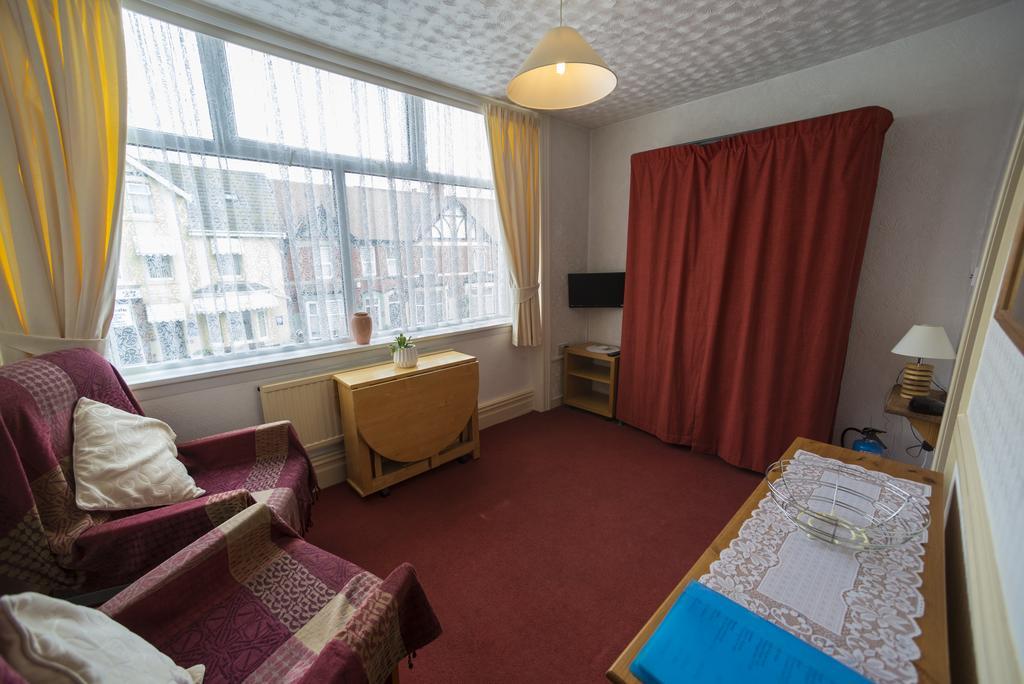 Lyndale Holiday Flats Blackpool Exteriör bild
